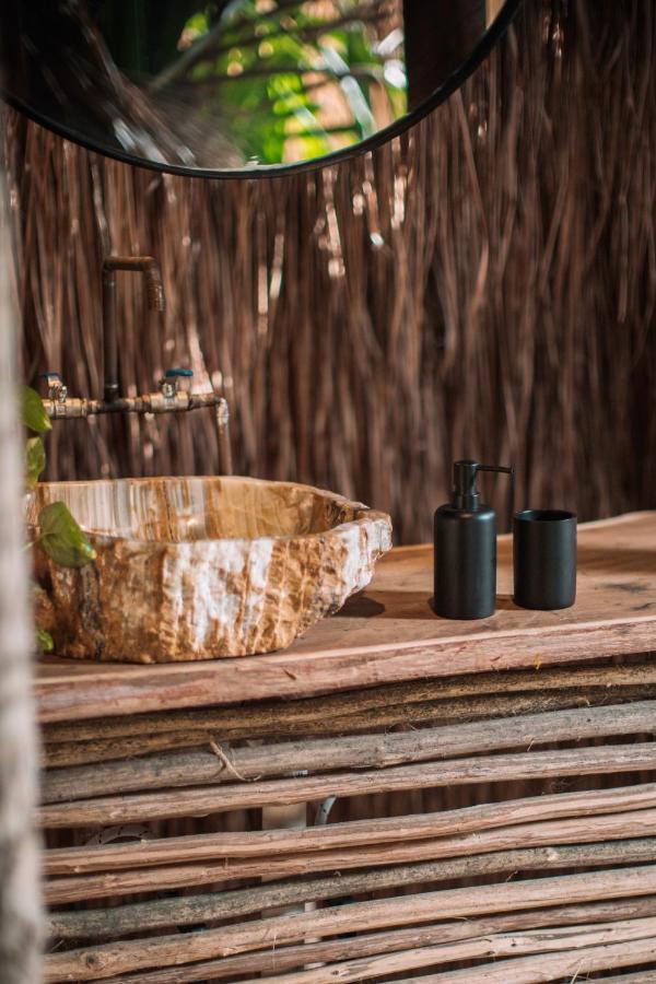 Hotel Uman Glamping & Cenote Tulum Exterior foto